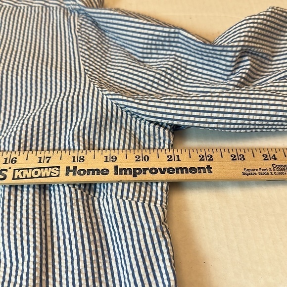 LL bean seersucker button down top - Picture 5 of 7